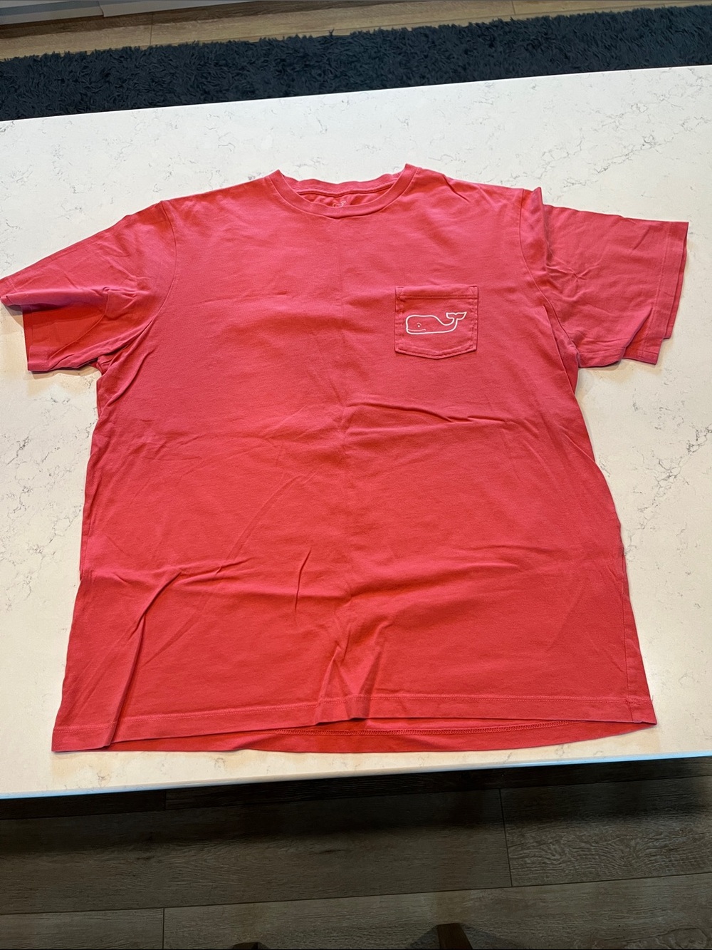 Vineyard Vines Men’s Short-Sleeve Pocket Tee in Coral